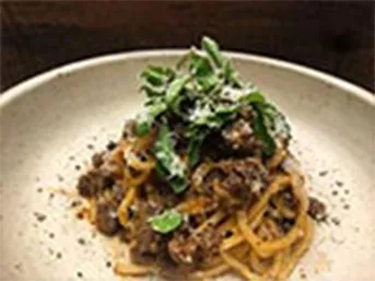 和牛ボロネーゼパスタ